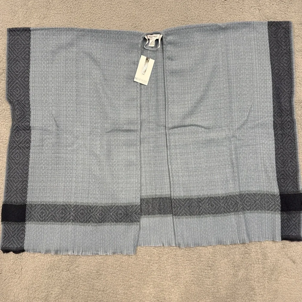 Nine‎ West Shawl Womens One Size Blue Plaid Cover Up Scarf Soft New With Tag